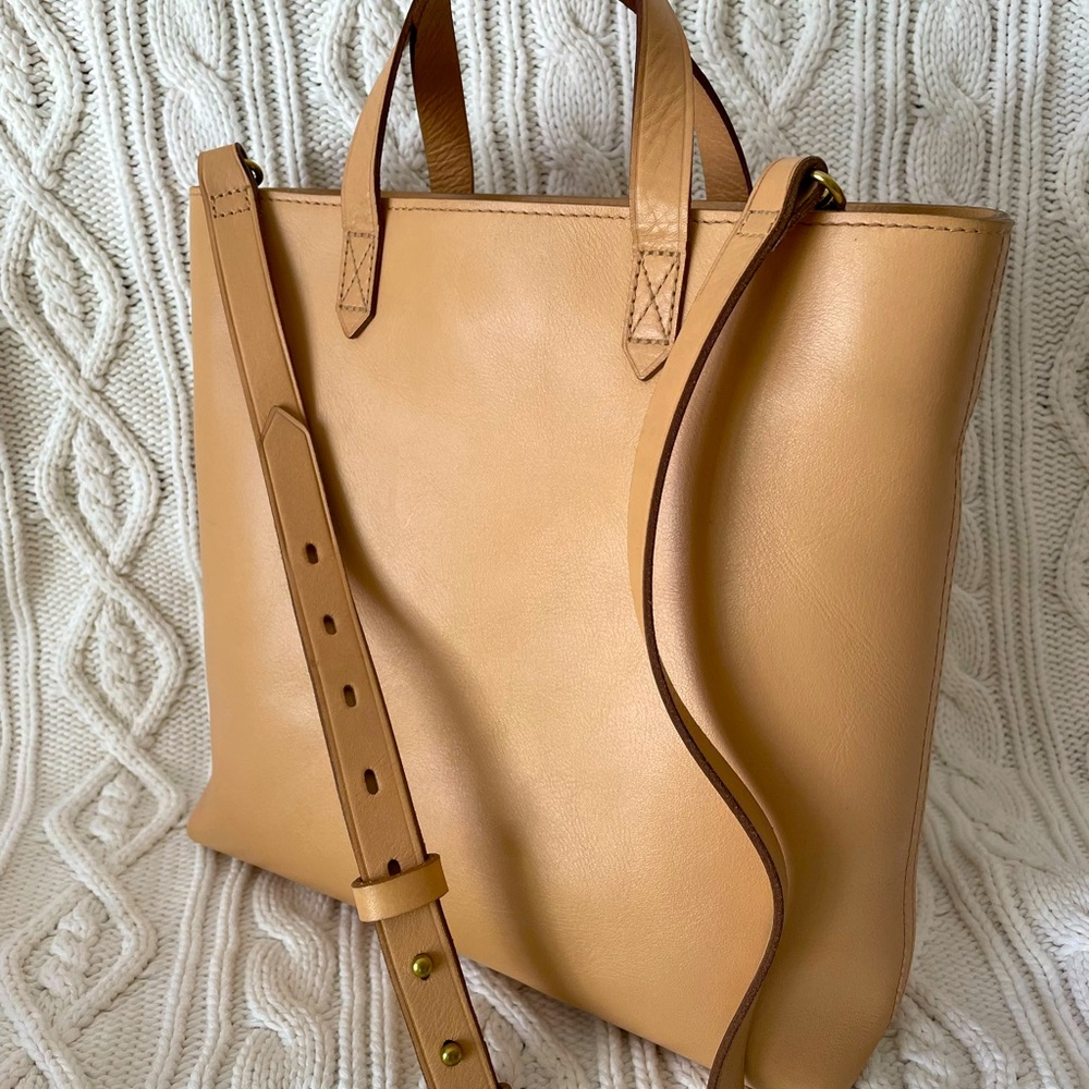 Madewell The Zip-Top Crossbody in Natural